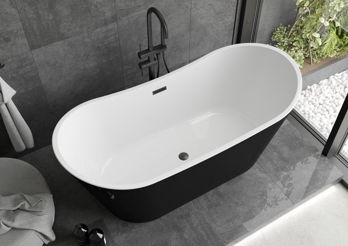 Czarna wanna wolnostojąca