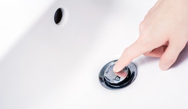 Jak działa korek klik-klak?